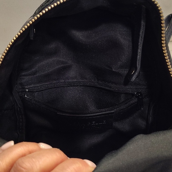 Vera Pelle Convertible Backpack Purse Bag Navy With removable Straps Italy Made main image 13